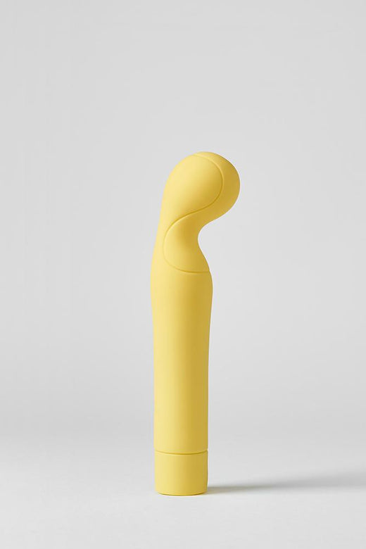 SMILE MAKERS The Tennis Coach